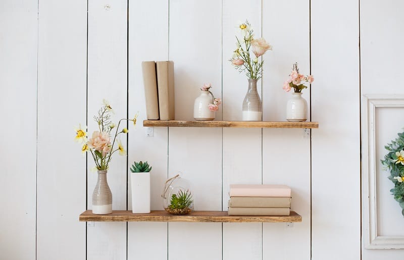 plantas artificiais para sala com estantes de parede